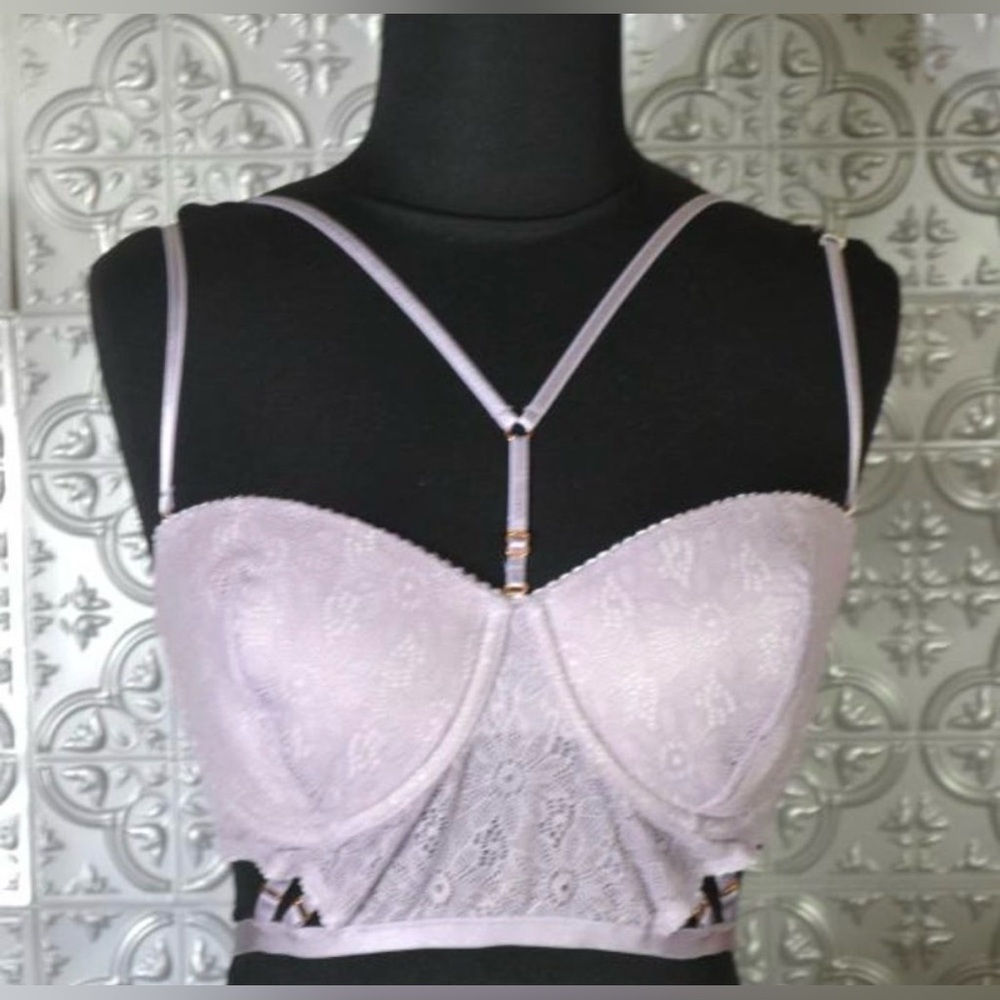 🤍 Victoria's Secret Very Sexy
Bra Demi🤍
